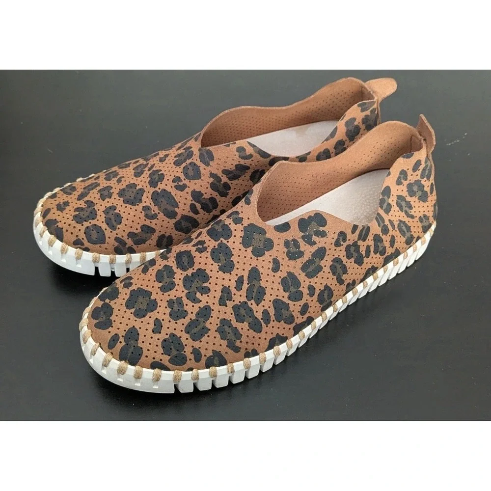 Isle Jacobsen Hornbaek‎ Tulip Sneakers Slip On Shoes Brown Animal Print Size 37